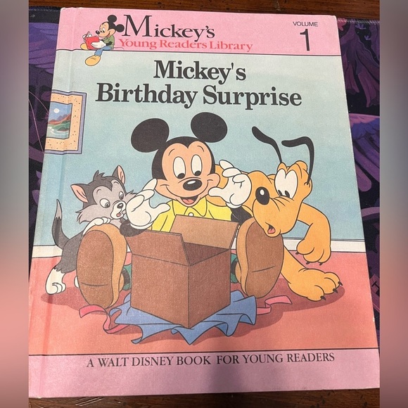Disney Other - Vtg. Disney Mickey's Birthday Surprise Hardcover Book (1990)